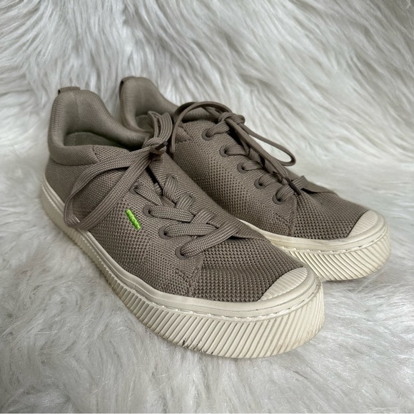 Cariuma IBI Low Sand Knit Sneakers Size 7 - Picture 1 of 9